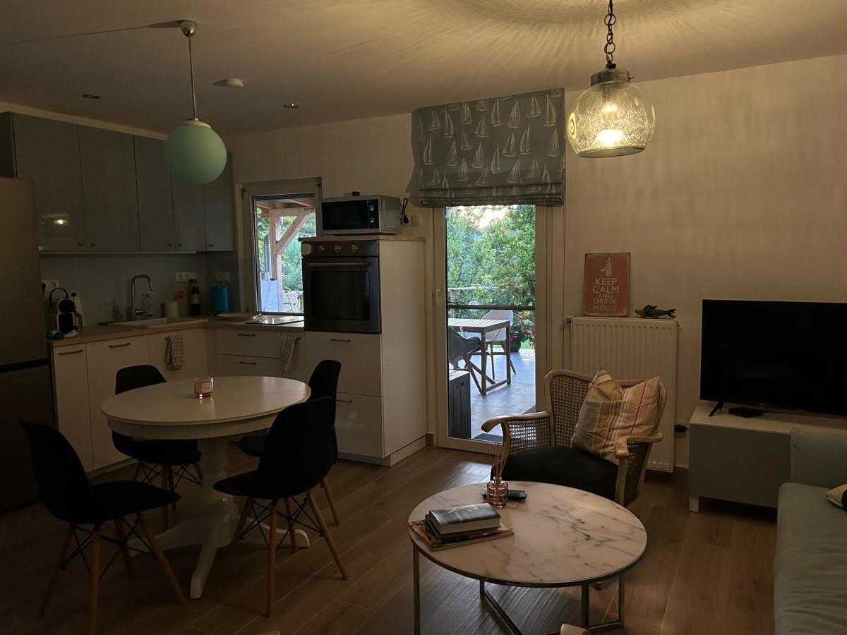 Kisvirag Vendeghaz Vila Balatonvilágos Exterior foto